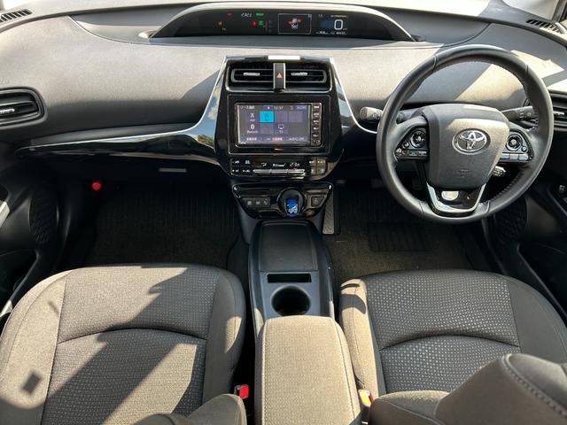 プリウス Ｓ　衝突軽減ブレーキ・純正ナビ・バックカメラ・ＬＥＤヘッドライト・純正アルミホイール・レーンキープアシスト・オートマチックハイビーム・コーナーセンサー・クルコン・Ｂｌｕｅｔｏｏｔｈ・プッシュスタート・（59枚目）