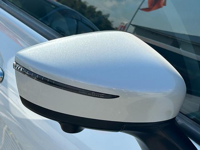 ノート e-パワー X エマージェンシーブレーキ・純正ナビ・アラウンドビューモニター・ETC・Bluetooth・レーンキープ・コーナーセンサー・ドライブレコーダ・社外アルミホイール・フルセグ・スマートキー・プッシュスタート(70枚目)