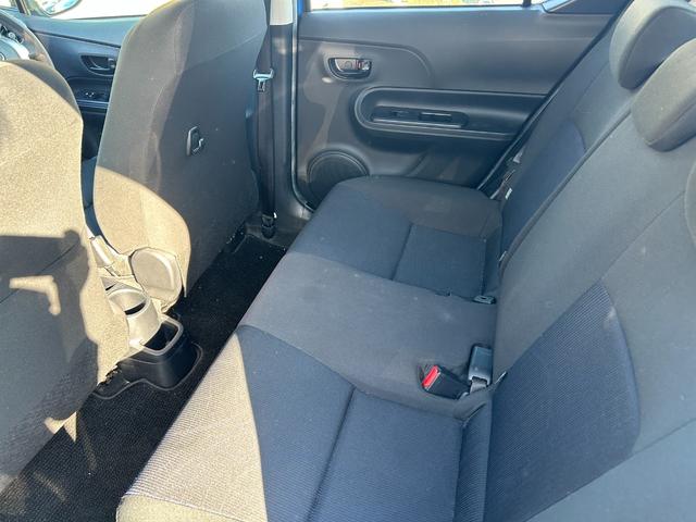 アクア Ｓ　トヨタセーフティーセンス・プッシュスタート・シートヒーター・レーンキープ・オートマチックハイビーム・スマートキー・ディスプレイオーディオ・ナノイーエアコン・オートエアコン・電動格納ウィンカーミラー（51枚目）