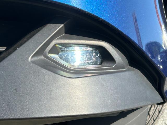 ノート Ｘ　エマージェンシーブレーキ・電子パーキング・ブレーキホールド・コーナーセンサー・ＬＥＤヘッドライト・フォグランプ・オートエアコン・オートマチックハイビーム・プッシュスタート・スマートキー・電動格納ミラー（12枚目）