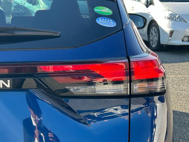 ノート Ｘ　エマージェンシーブレーキ・電子パーキング・ブレーキホールド・コーナーセンサー・ＬＥＤヘッドライト・フォグランプ・オートエアコン・オートマチックハイビーム・プッシュスタート・スマートキー・電動格納ミラー（23枚目）