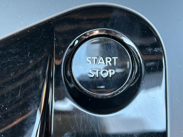 ノート Ｘ　エマージェンシーブレーキ・電子パーキング・ブレーキホールド・コーナーセンサー・ＬＥＤヘッドライト・フォグランプ・オートエアコン・オートマチックハイビーム・プッシュスタート・スマートキー・電動格納ミラー（33枚目）