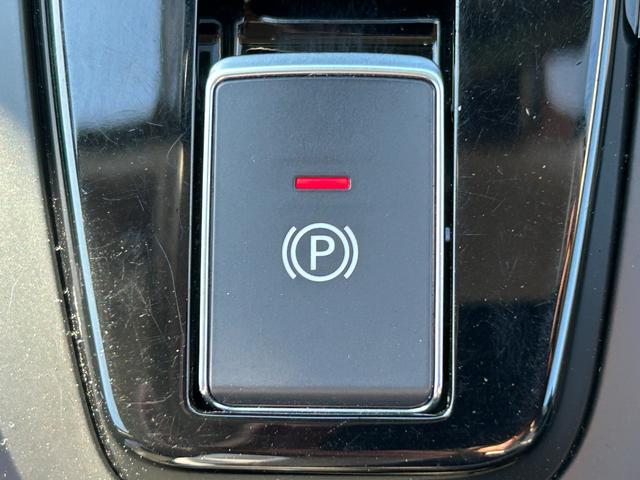 ノート Ｘ　エマージェンシーブレーキ・電子パーキング・ブレーキホールド・コーナーセンサー・ＬＥＤヘッドライト・フォグランプ・オートエアコン・オートマチックハイビーム・プッシュスタート・スマートキー・電動格納ミラー（36枚目）