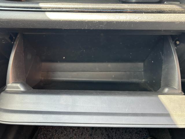 アクア Ｇ　ＴＯＹＯＴＡ純正ナビ・バックカメラ・Ｂｌｕｅｔｏｏｔｈ・ビルトインＥＴＣ・クルーズコントロール・スマートキー・プッシュスタート・ＴＶ・オートエアコン・アイドリングストップ・電格ミラー・ウィンカーミラー（62枚目）