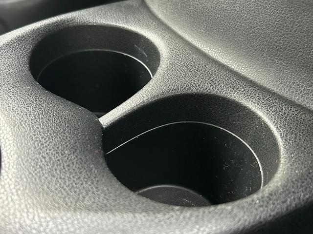 ノート Ｘ　エマージェンシーブレーキ・アラウンドビューモニター・コーナーセンサー・社外ナビ・ＥＴＣ・レーンキープ・ＡＵＴＥＣＨホイール・ドラレコ・プッシュスタート・スマキー・アイドリングストップ・電動格納ミラー（39枚目）