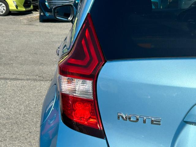ノート e-パワー X エマージェンシーブレーキ・レーンキープ・社外ナビ・社外アルミホイール・プッシュスタート・スマートキー・オートエアコン・フルセグTV・電動格納ミラー・ウィンカーミラー・横滑り防止・パワーウィンドウ(22枚目)