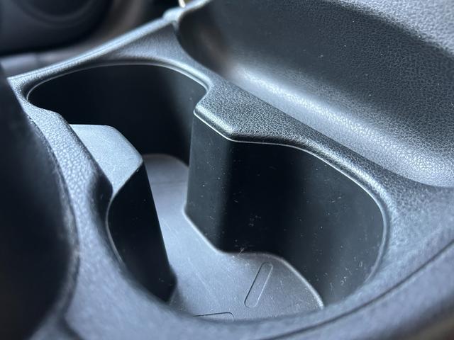 ノート e-パワー X エマージェンシーブレーキ・レーンキープ・社外ナビ・社外アルミホイール・プッシュスタート・スマートキー・オートエアコン・フルセグTV・電動格納ミラー・ウィンカーミラー・横滑り防止・パワーウィンドウ(41枚目)