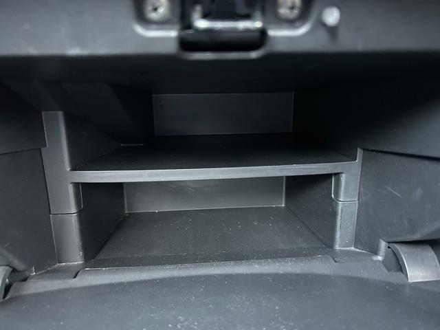 ノート e-パワー X エマージェンシーブレーキ・レーンキープ・社外ナビ・社外アルミホイール・プッシュスタート・スマートキー・オートエアコン・フルセグTV・電動格納ミラー・ウィンカーミラー・横滑り防止・パワーウィンドウ(54枚目)