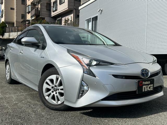 プリウス Sセーフティプラス トヨタセーフティーセンス・レーダークルコン・コーナーセンサー・純正ナビ・バックカメラ・ビルトインETC・レーンキープ・オートマチックハイビーム・ドラレコ・Bluetooth・LEDヘッドライト・フォグ(7枚目)