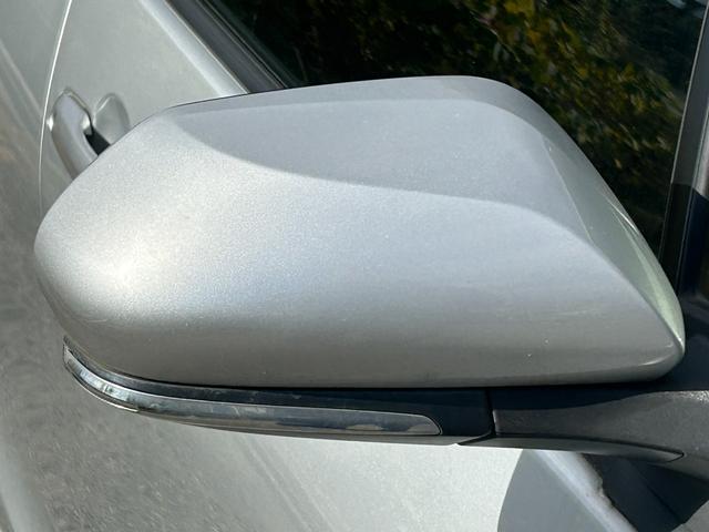 プリウス Sセーフティプラス トヨタセーフティーセンス・レーダークルコン・コーナーセンサー・純正ナビ・バックカメラ・ビルトインETC・レーンキープ・オートマチックハイビーム・ドラレコ・Bluetooth・LEDヘッドライト・フォグ(15枚目)