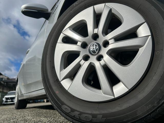 プリウス Sセーフティプラス トヨタセーフティーセンス・レーダークルコン・コーナーセンサー・純正ナビ・バックカメラ・ビルトインETC・レーンキープ・オートマチックハイビーム・ドラレコ・Bluetooth・LEDヘッドライト・フォグ(16枚目)