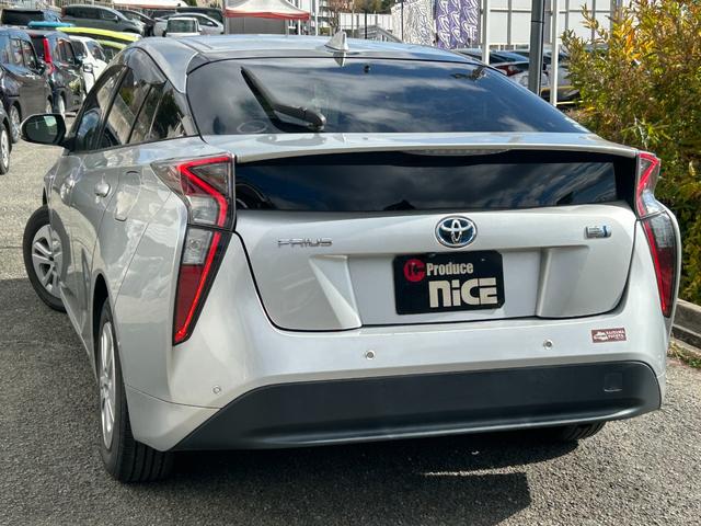 プリウス Sセーフティプラス トヨタセーフティーセンス・レーダークルコン・コーナーセンサー・純正ナビ・バックカメラ・ビルトインETC・レーンキープ・オートマチックハイビーム・ドラレコ・Bluetooth・LEDヘッドライト・フォグ(18枚目)