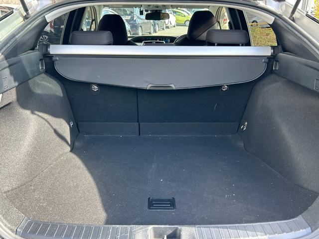 プリウス Sセーフティプラス トヨタセーフティーセンス・レーダークルコン・コーナーセンサー・純正ナビ・バックカメラ・ビルトインETC・レーンキープ・オートマチックハイビーム・ドラレコ・Bluetooth・LEDヘッドライト・フォグ(57枚目)