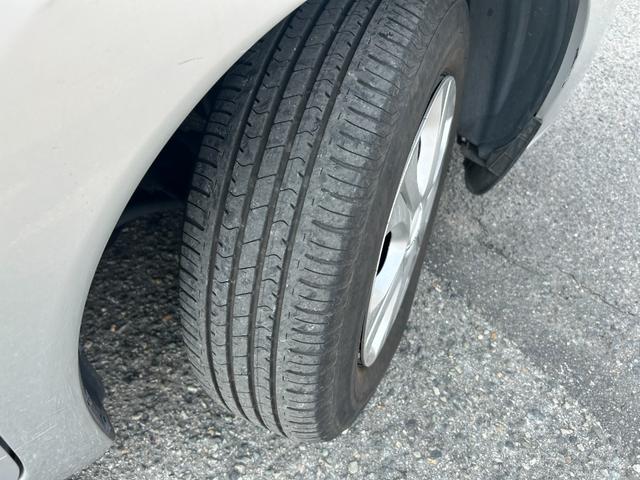 ノート e-パワー X エマージェンシーブレーキ・アラウンドビューモニター・純正ナビ・ETC・Bluetooth ・レーンキープアシスト・コーナーセンサー・フルセグ・スマートキー・プッシュスタート・オートエアコン・電格ミラー(15枚目)