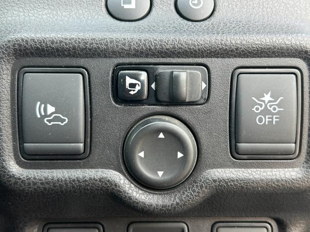 ノート e-パワー X エマージェンシーブレーキ・アラウンドビューモニター・純正ナビ・ETC・Bluetooth ・レーンキープアシスト・コーナーセンサー・フルセグ・スマートキー・プッシュスタート・オートエアコン・電格ミラー(33枚目)