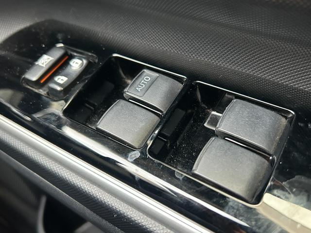 アクア G トヨタ純正ナビ・バックカメラ・LEDライト・ETC・プッシュスタート・イモビライザー・クルーズコントロール・キーレスエントリー・オートエアコン・パワーウィンドウ・モード切替・電動格納ウィンカーミラー(35枚目)