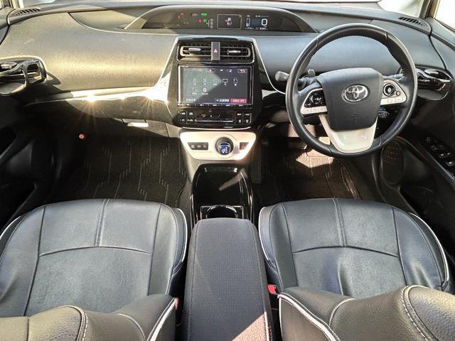 プリウス Sセーフティプラス 衝突軽減ブレーキ・バックカメラ・純正9インチナビ・デジタルミラー・ETC・レザーシートカバー・レーンキープ・オートハイビーム・LED・純正アルミホイール・フルセグ・Bluetooth・コーナーセンサー(65枚目)