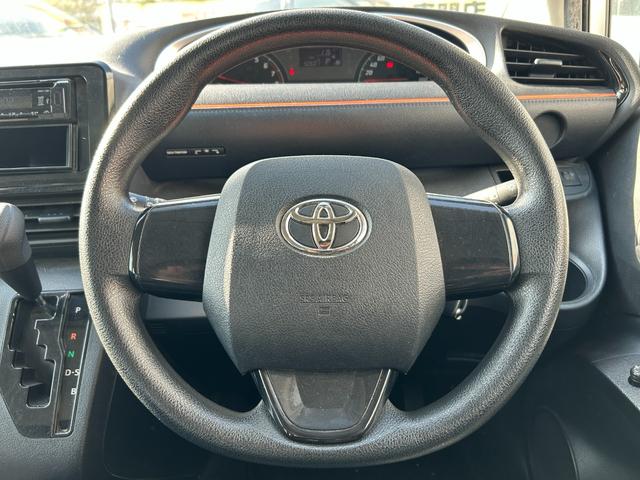 TOYOTA SIENTA X V PACKAGE