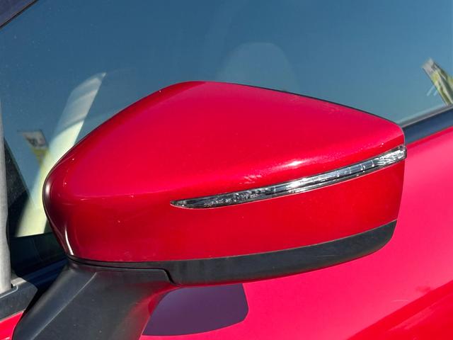 ノート X エマージェンシーブレーキ・純正ナビ・ETC・Bluetooth・Bカメラ・ドライブレコーダー・フルセグTV・社外アルミ・レーンキープ・コーナーセンサー・プッシュスタート・スマートキー・電動格納ミラー(12枚目)