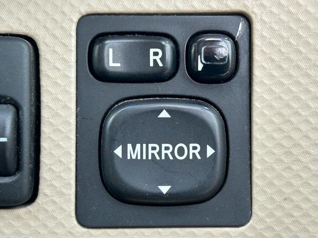 ポルテ １３０ｉ　Ｃパッケージ　トヨタ純正ナビ・ＥＴＣ・パワースライドドア・オートエアコン・キーレスキー・ウォークスルー・電動格納ミラー・パワーウィンドウ・ＣＤ・パワステ（31枚目）