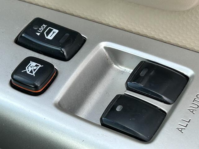 ポルテ １３０ｉ　Ｃパッケージ　トヨタ純正ナビ・ＥＴＣ・パワースライドドア・オートエアコン・キーレスキー・ウォークスルー・電動格納ミラー・パワーウィンドウ・ＣＤ・パワステ（34枚目）