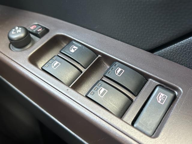 ルーミー Ｇ　衝突軽減ブレーキ・バックカメラ・ＥＴＣ・レーンキープ・社外ナビ・両側電動スライドドア・コーナーセンサー・オートハイビーム・Ｂｌｕｅｔｏｏｔｈ・クルコン・シートヒーター・スマートキー・プッシュスタート（36枚目）