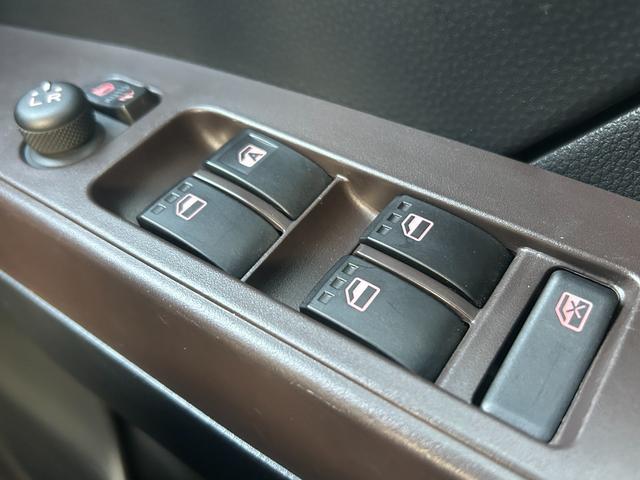 タンク Ｇ　Ｓ　衝突軽減・トヨタ純正ナビ・両側電動ドア・ＥＴＣ・Ｂｌｕｅｔｏｏｔｈ・バックカメラ・ＬＥＤヘッドライト・フルセグＴＶ・クルーズコントロール・コーナーセンサー・フォグランプ・レーンキープ・パワーウィンドウ（38枚目）