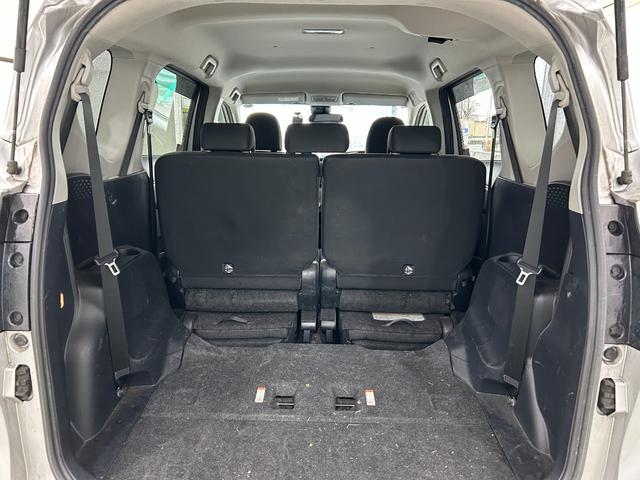 �Q��ڃV�[�g�̉��ɁA�R��ڃV�[�g�̎��[���\�ƂȂ��Ă���܂��I