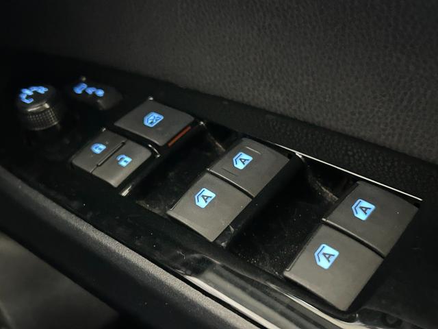 プリウス S トヨタセーフティセンス・トヨタ純正9型ナビ・前後ドラレコ・バックカメラ・ETC・Bluetooth・フルセグTV・クルコン・純正アルミ・LEDヘッド・フォグ・コーナーセンサー・プッシュスタート(39枚目)