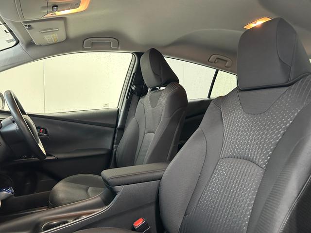 プリウス S トヨタセーフティセンス・トヨタ純正9型ナビ・前後ドラレコ・バックカメラ・ETC・Bluetooth・フルセグTV・クルコン・純正アルミ・LEDヘッド・フォグ・コーナーセンサー・プッシュスタート(61枚目)