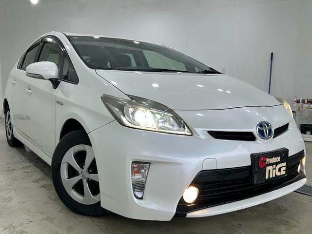 プリウス Ｓ　トヨタ純正ナビ・バックカメラ・ビルトインＥＴＣ・ＨＩＤヘッド・Ｂｌｕｅｔｏｏｔｈ・前後ドラレコ・プッシュスタート・スマートキー・純正アルミ・フォグランプ・ワンセグＴＶ・オートエアコン・電動格納ミラー（64枚目）