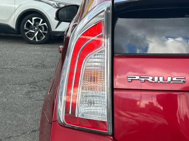 プリウス Sツーリングセレクション TOYOTA純正ナビ・ドラレコ・バックカメラ・ETC・Bluetooth・LEDヘッドライト・オートエアコン・純正ツーリングホイール・スマートキー・プッシュスタート・ヘッドライトウォッシャー・フルセグ(22枚目)