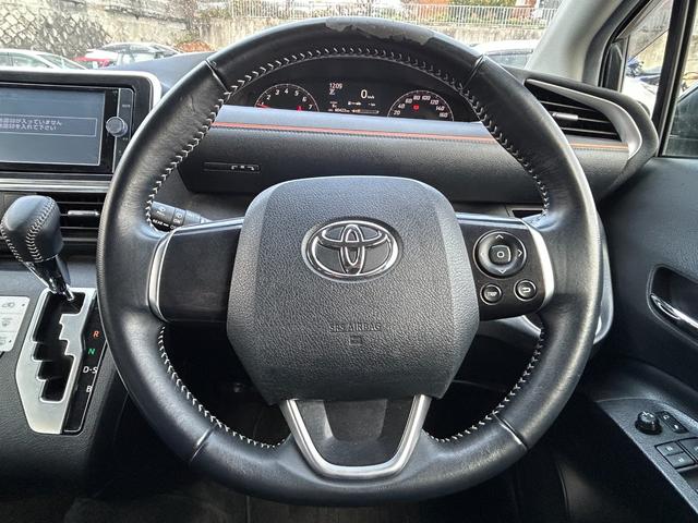 �n�C�u���b�g�E�R���p�N�g�J�[�Ȃǂ̐l�C��R��Ԃ��P�V�O��ȏ�W�����I�O���[�v�S�̂ł͂T�O�O�䒴�̍݌ɂ�ۗL�A�O���[�h�E�����E�J���[�̔�r�����₷���ԑI�т����N���N����W����ƂȂ��Ă���܂��I