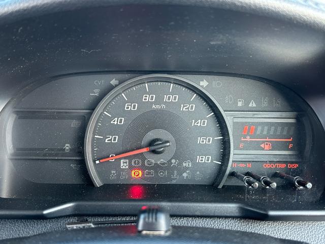 �L�X�Ƃ����W��������䂩���]�ł���J���I�ȃ��P�[�V�����ŁA�ԑS�̂̕��͋C��T�C�Y�������ۂɌ��Ȃ����r�������\�B���z�̈�䂪�����ƌ�����܂�