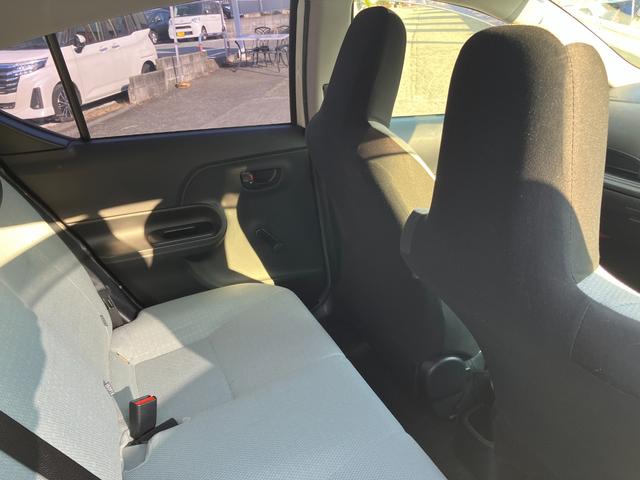 アクア Ｌ　ＫＥＮＷＯＯＤナビ・Ｂカメラ・Ｂｌｕｅｔｏｏｔｈ・ＥＴＣ・オートエアコン・キーレスキー・パワーウィンドウ・盗難防止装置・電動格納ミラー・横滑り防止装置・ウィンカーミラー・アイドリングストップ・パワステ（48枚目）