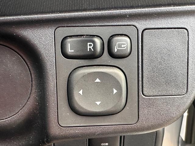 アクア Ｇ　クルコン・シートヒーター・ＬＥＤヘッドライト・フォグランプ・パナソニックナビ・バックカメラ・ビルトインＥＴＣ・ドライブレコーダー・Ｂｌｕｅｔｏｏｔｈ・オートエアコン・レーダー・モード切替・横滑り防止（38枚目）