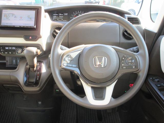 Ｎ－ＢＯＸ Ｇホンダセンシング　ホンダセンシング　社外ナビ（ＣＤ　ＤＶＤ　ワンセグ）Ｂカメラ　Ｐセンサー　電子パーキング　ブレーキホールド　ＵＳＢ端子　スマートキー　Ｐスタート　オートライト　クルコン（16枚目）