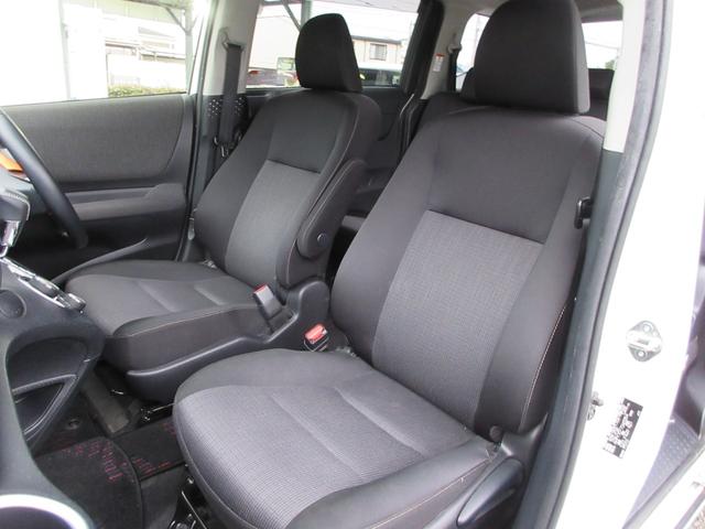 シエンタ ハイブリッドG ワンオーナー車・ハイブリッド・社外6型ナビ(CD DVD BT フルセグ)両側パワスラ・Bカメラ・ETC・ドラレコ・100V電源・オートLEDライト(13枚目)