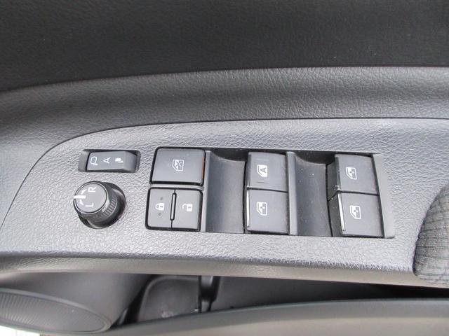 シエンタ ハイブリッドG ワンオーナー車・ハイブリッド・社外6型ナビ(CD DVD BT フルセグ)両側パワスラ・Bカメラ・ETC・ドラレコ・100V電源・オートLEDライト(34枚目)