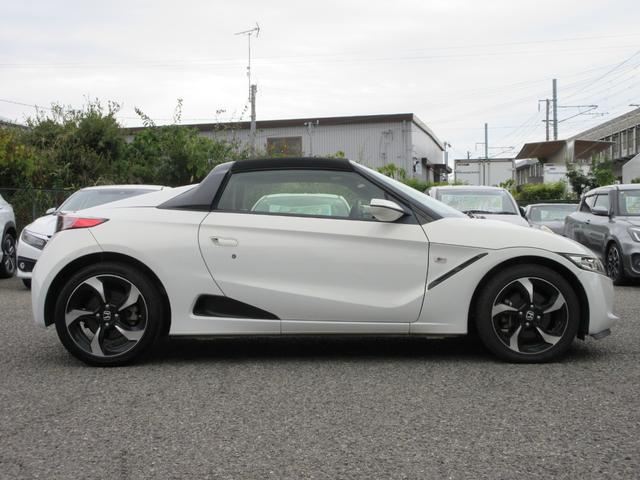 Ｓ６６０ α　６ＭＴ・純正ポータブルディスプレイ（ＵＳＢ　・ＨＤＭＩ）Ｂカメラ・ＥＴＣ・オープンカー・ドラレコ・クルコン・ステリモ・オートＡＣ・オートＬＥＤライト・レザー調シートカバー・純正アルミホイール（4枚目）