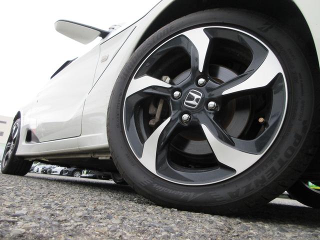 Ｓ６６０ α　６ＭＴ・純正ポータブルディスプレイ（ＵＳＢ　・ＨＤＭＩ）Ｂカメラ・ＥＴＣ・オープンカー・ドラレコ・クルコン・ステリモ・オートＡＣ・オートＬＥＤライト・レザー調シートカバー・純正アルミホイール（18枚目）