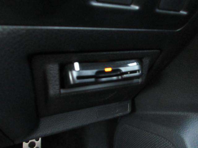 お車の車検・オイル交換・修理・鈑金塗装・ガラス修理・デントリペア・ボディコーティングなども幅広く対応しております。その際は無料で代車を貸し出し致します。車のことは何でもお任せください！