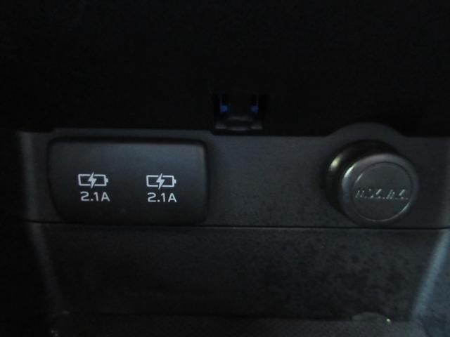 お車の車検・オイル交換・修理・鈑金塗装・ガラス修理・デントリペア・ボディコーティングなども幅広く対応しております。その際は無料で代車を貸し出し致します。車のことは何でもお任せください！