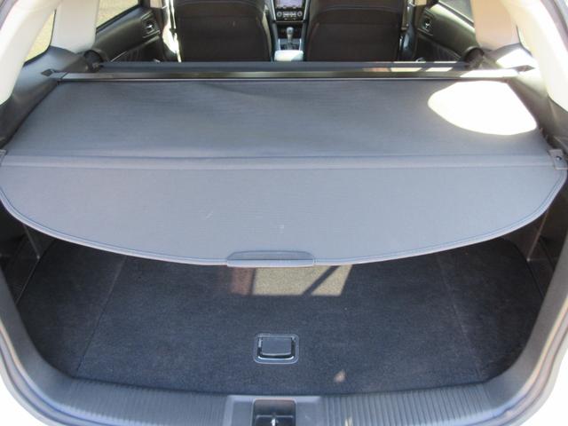 トランクシェードもついてます。