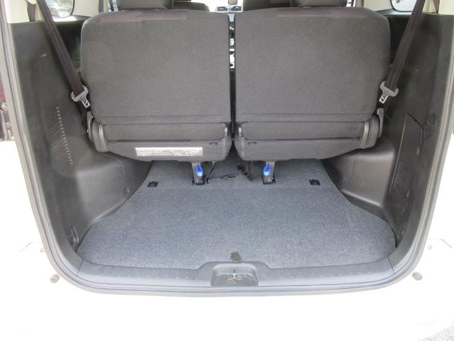 セレナ ハイウェイスター　ワンオーナー　ユーザー買取　純正ナビ（ＣＤ／ＤＶＤ／ＢＴ／ＲＥＣ）Ｂカメラ　ドラレコ　ＥＴＣ　クルーズコントロール　ステアリングリモコン　両側パワースライドドア　オートライトＨＩＤ　純正１６インチＡＷ（18枚目）