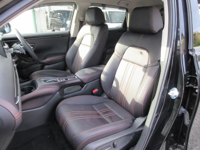 ＺＲ－Ｖ ｅ：ＨＥＶ　Ｚ　純正８型ナビ・全方位カメラ・ＥＴＣ２．０・ＰＷバックドア・ＢＯＳＥスピーカー・ＰＷシート・読書灯・オートワイパー・ハンドル・シートヒーター・ホンダセンシング・クルコン（13枚目）