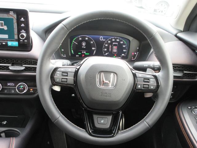 ＺＲ－Ｖ ｅ：ＨＥＶ　Ｚ　純正８型ナビ・全方位カメラ・ＥＴＣ２．０・ＰＷバックドア・ＢＯＳＥスピーカー・ＰＷシート・読書灯・オートワイパー・ハンドル・シートヒーター・ホンダセンシング・クルコン（16枚目）