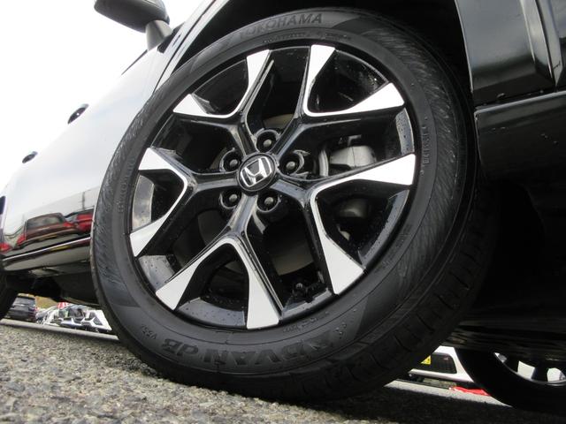 ＺＲ－Ｖ ｅ：ＨＥＶ　Ｚ　純正８型ナビ・全方位カメラ・ＥＴＣ２．０・ＰＷバックドア・ＢＯＳＥスピーカー・ＰＷシート・読書灯・オートワイパー・ハンドル・シートヒーター・ホンダセンシング・クルコン（19枚目）