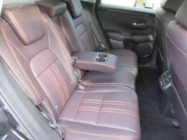 ＺＲ－Ｖ ｅ：ＨＥＶ　Ｚ　純正８型ナビ・全方位カメラ・ＥＴＣ２．０・ＰＷバックドア・ＢＯＳＥスピーカー・ＰＷシート・読書灯・オートワイパー・ハンドル・シートヒーター・ホンダセンシング・クルコン（50枚目）