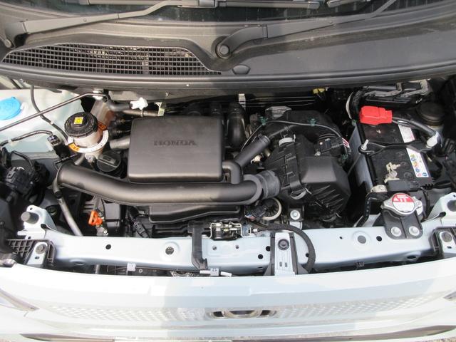 Ｎ－ＢＯＸ ファッションスタイル　純正８型Ｄオーディオ・両側パワスラ・ＥＴＣ・Ｂカメラ・シートバックテーブル・リアサンシェード・クルコン・ステリモ・コーナーセンサー・禁煙車（17枚目）